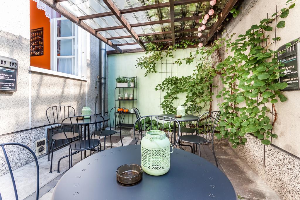 The Secret Garden Hostel Cracovia Exterior foto